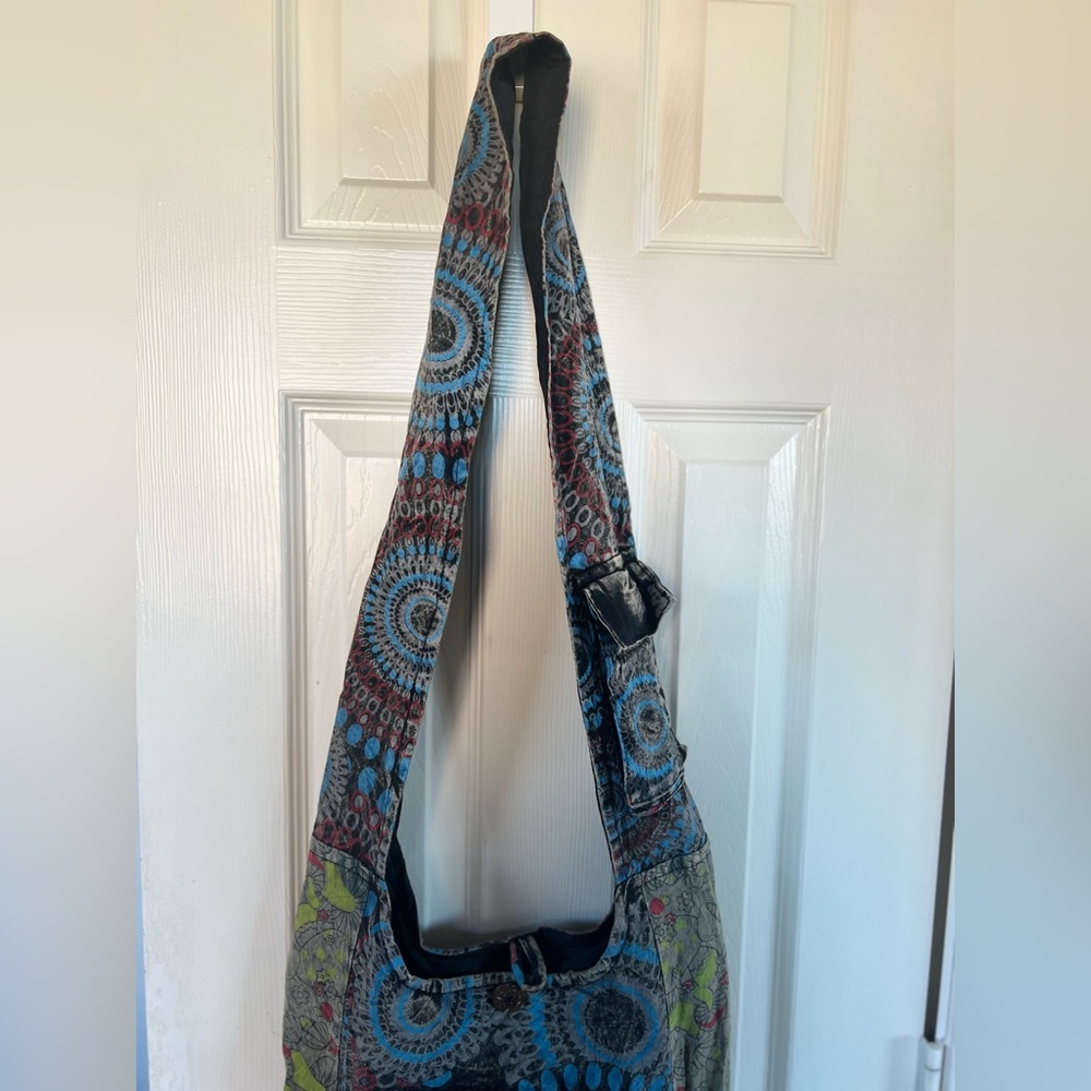 Kathmandu Collection Vintage Patchwork Hobo Bag - Picture 3 of 6